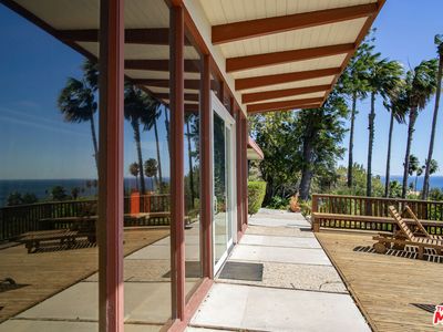 26939 Sea Vista Dr