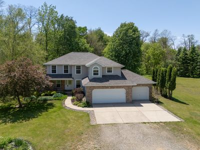 1042 Hunter Rdg