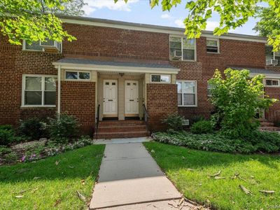 74 Edwards Street #2B