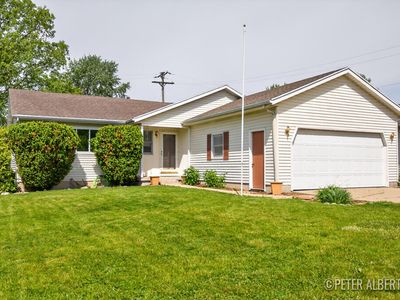 461 Macomb Ave NW