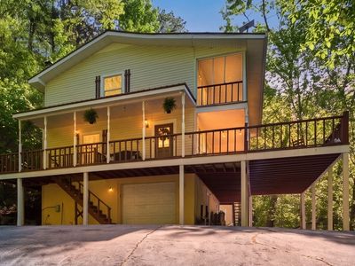 Property at 325 Kitchins Ln, Clayton, GA