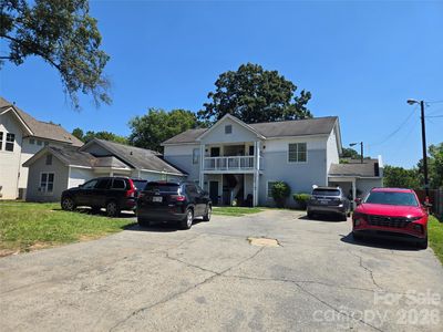 1920 Pegram St