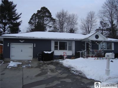 915 Prospect Ave