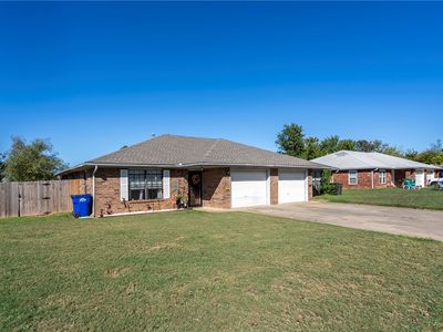 701-703 Glendale Ln