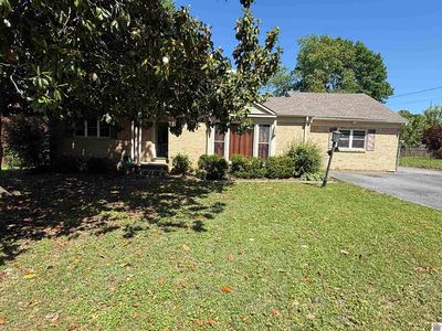 102 Lincoln Dr