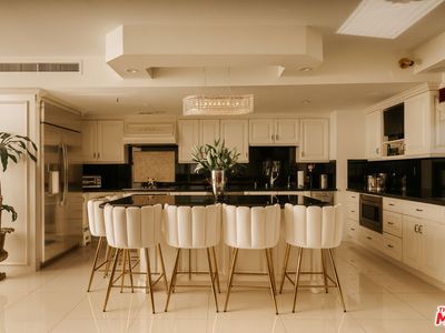 10450 Wilshire Blvd Unit 4J