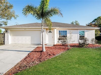 215 Manasota St