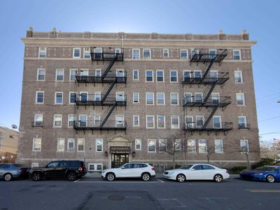 2 S Hartford Ave APT C1