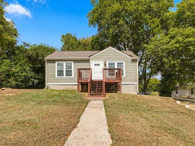 1123 Mapleash Ave