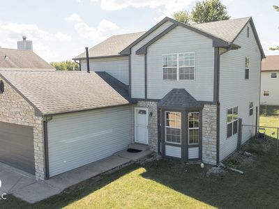 8132 Lynn Dr