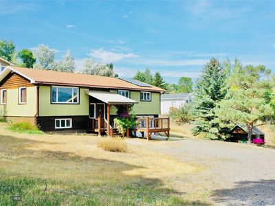 Property at 205 E Montana St, Livingston, MT