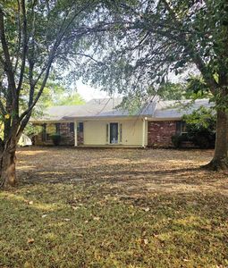 1304 N Whatley Rd