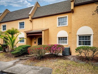 325 GREENCASTLE Drive #55
