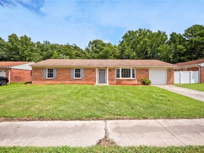978 Strickland Blvd
