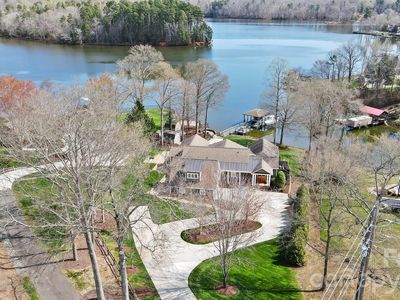 8320 Catawba Cove Dr