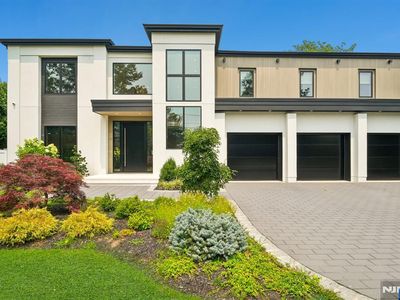 24 Carol Dr