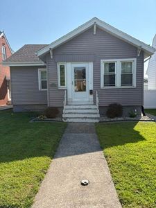 2125 Lake Ave