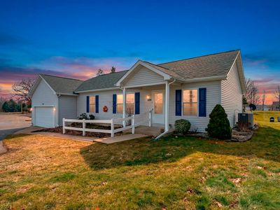 Property at 1016 W Villas Dr, Vicksburg, MI