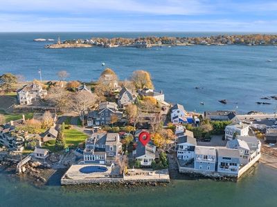 9 Fort Beach Way