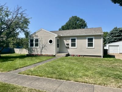 809 Labarge Ct