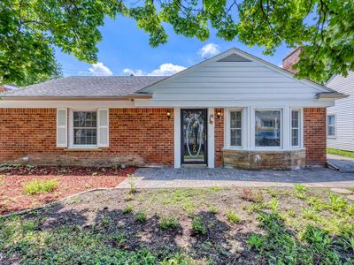 Property at 4335 W Forteen Mile Rd, Royal Oak, MI