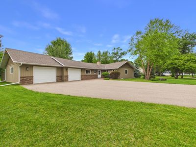 930 State Highway 104 S