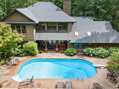 407 Dove Pl