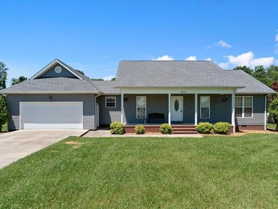 975 Eagle Landing Dr