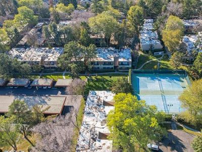 275 Tradewinds Dr APT 12