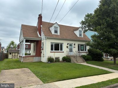Property at 216 Fernwood Ave, Folsom, PA
