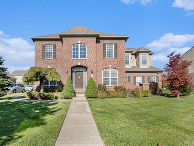2418 Premier Ln