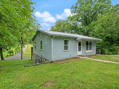 8324 River Road Pike