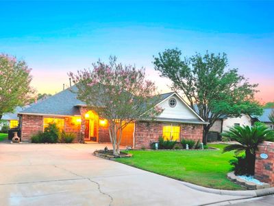 220 April Waters Dr W