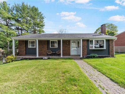 105 Oxford Dr