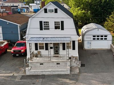 67 Hope St