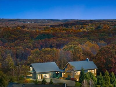 2880 Burwood Hill Ct SE