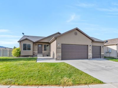 2454 E Ox Yoke Dr
