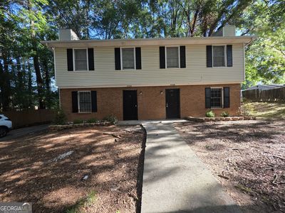 6702 Chupp Rd Units A & B