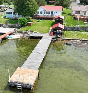 16 Dunn Point Rd