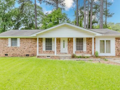 614 Houston Dr