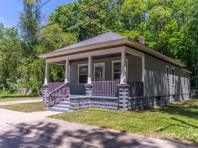 504 McLaren St