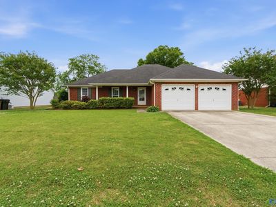 2305 Winthrop Dr SW