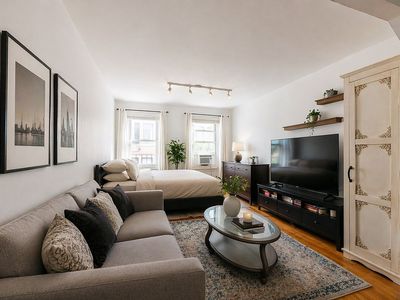 20 Jane St APT 3A