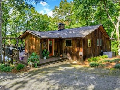 3599 Lakeview Dr