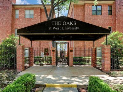 4041 Law St APT 512