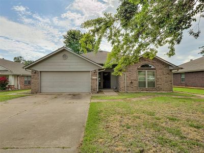 Property at 1705 Clearwater Dr, Norman, OK
