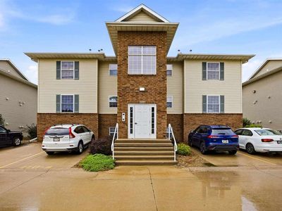 Property at 110 Cherry Ct APT 6, North Liberty, IA