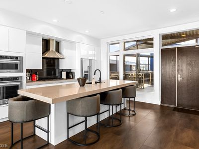 8925 W Flamingo Rd Unit 325