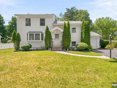 299 Davidson Ave