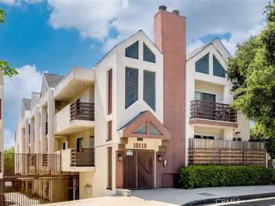 10119 Pinewood Ave APT 207